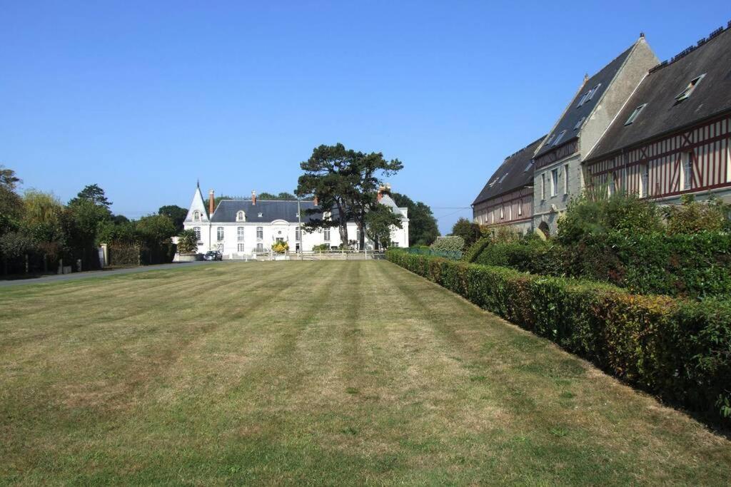 Appartement Lumineux Et Cosy Avec Jardin Vue Sur Chateau Pres Port En Bessin, Bayeux Et Omaha Beach Commes Buitenkant foto