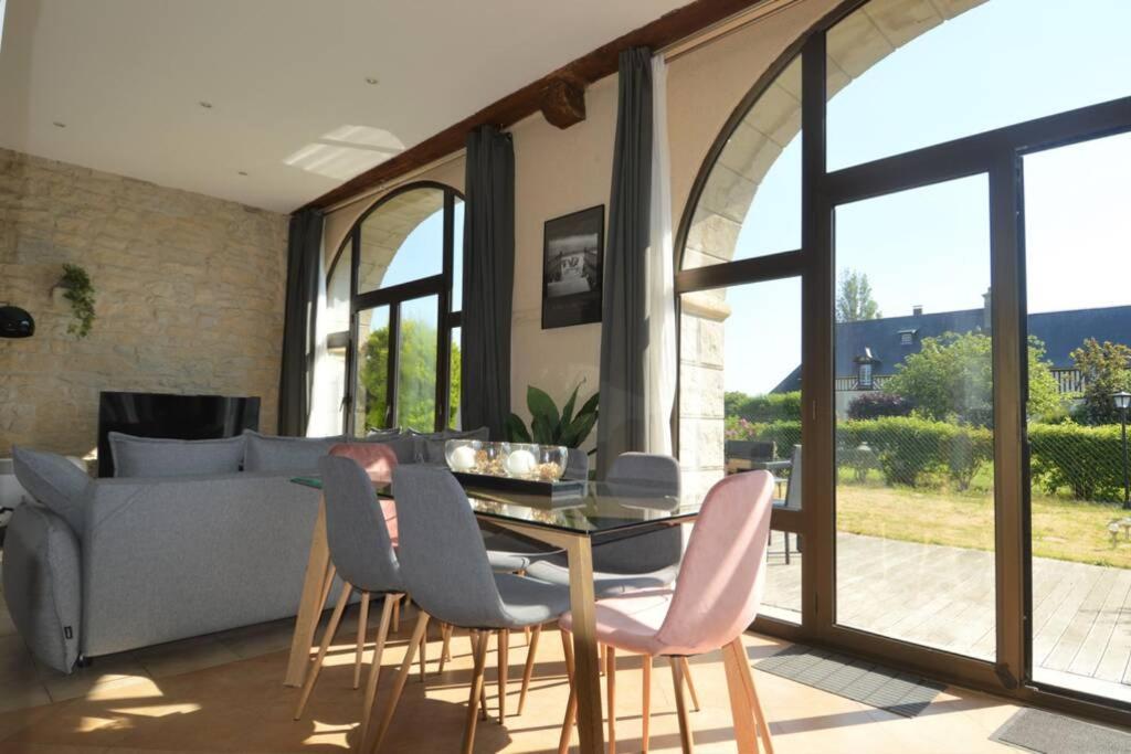 Appartement Lumineux Et Cosy Avec Jardin Vue Sur Chateau Pres Port En Bessin, Bayeux Et Omaha Beach Commes Buitenkant foto